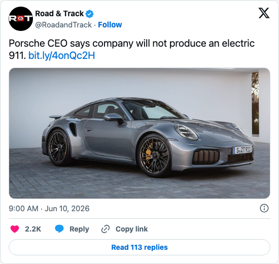 Timeline screenshot: Porsche CEO says company will not produce an electric 911. https://t.co/4kfYs3nZNT pic.twitter.com/LbUxdUra8G
